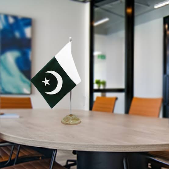 Pakistan Table Flag with Stand for Executive Office – Perfect for Offices, Schools, and Desk Organization